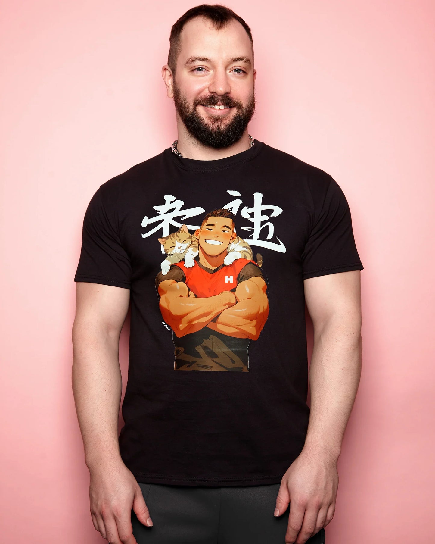 Jojo Bear: Hunky Joseph with kitten buddy on black - tshirt