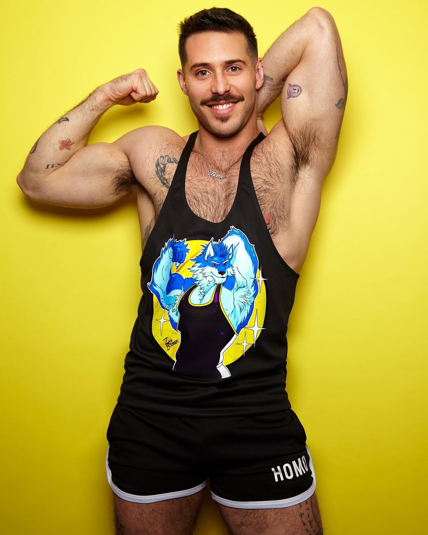 Flexing wolf wrestler Magnus - tank - HOMOLONDON