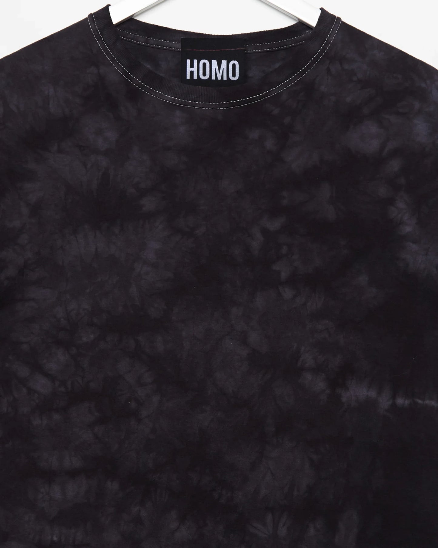 No Print just vibes: Black tie-dye low cut cropped tee