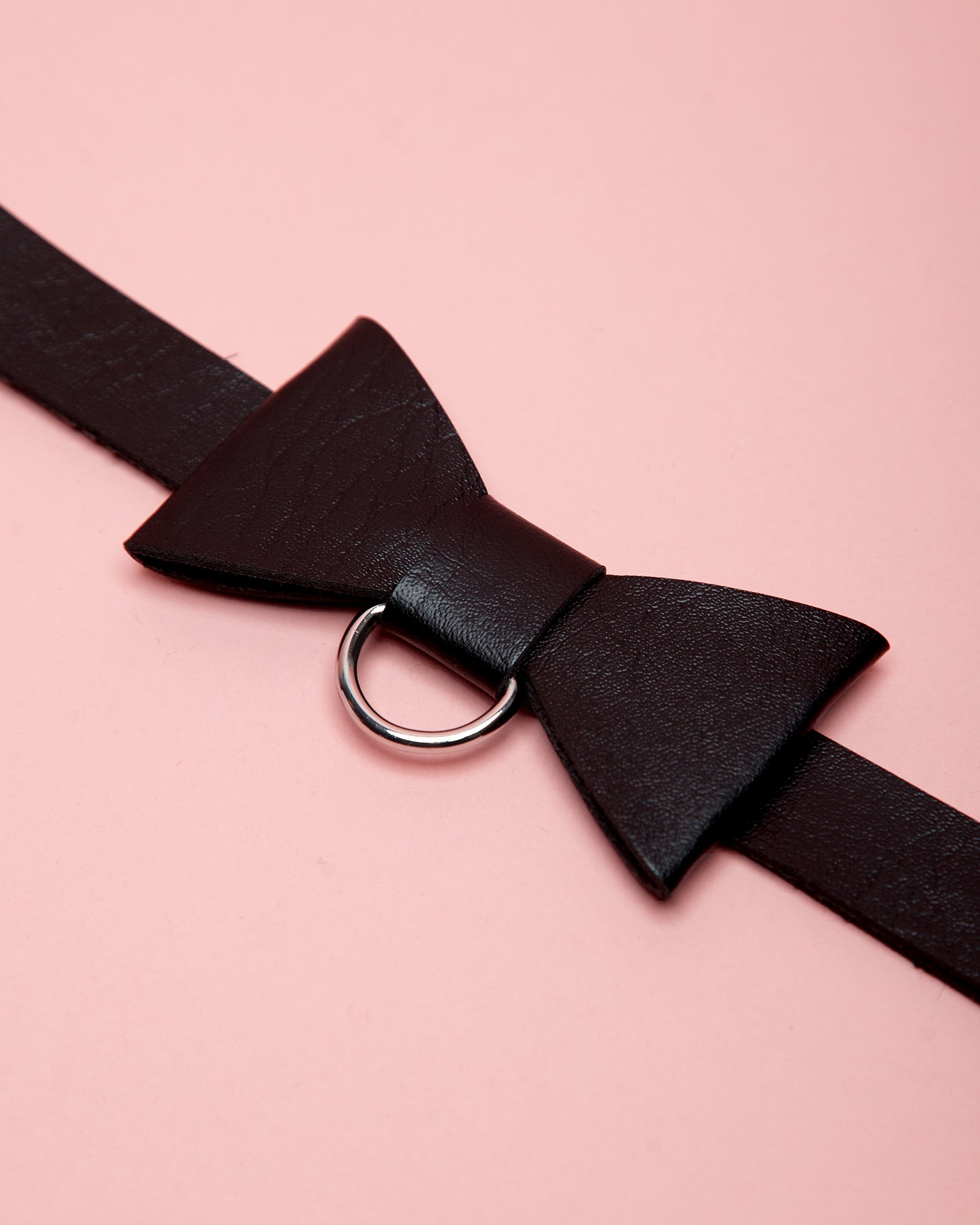 Black bow - bicep band