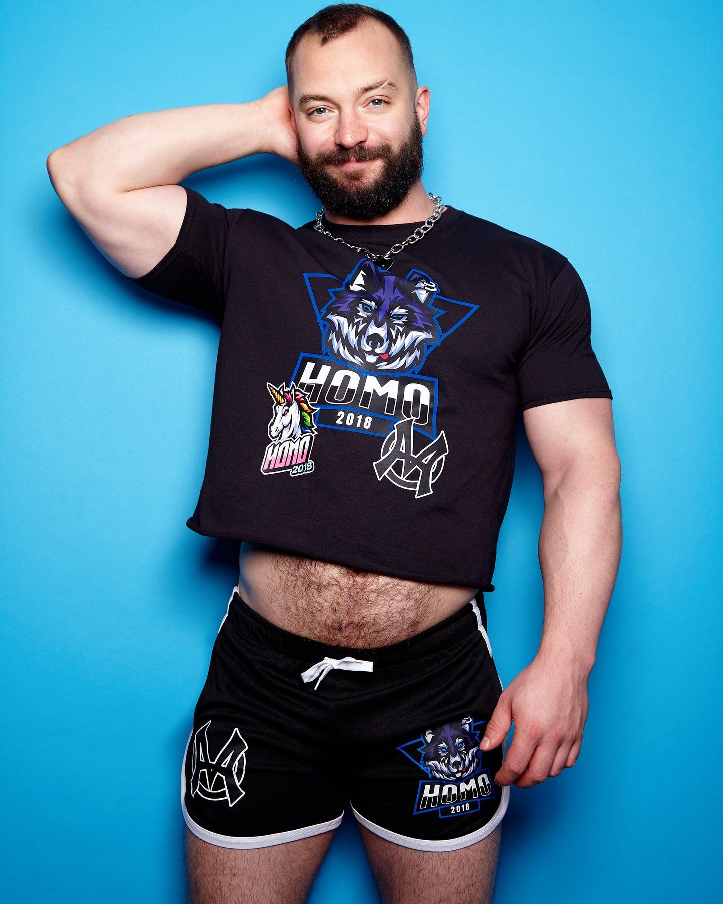 Double pack - sporty wolf, black - cropped t-shirt and short shorts - Full outfit.