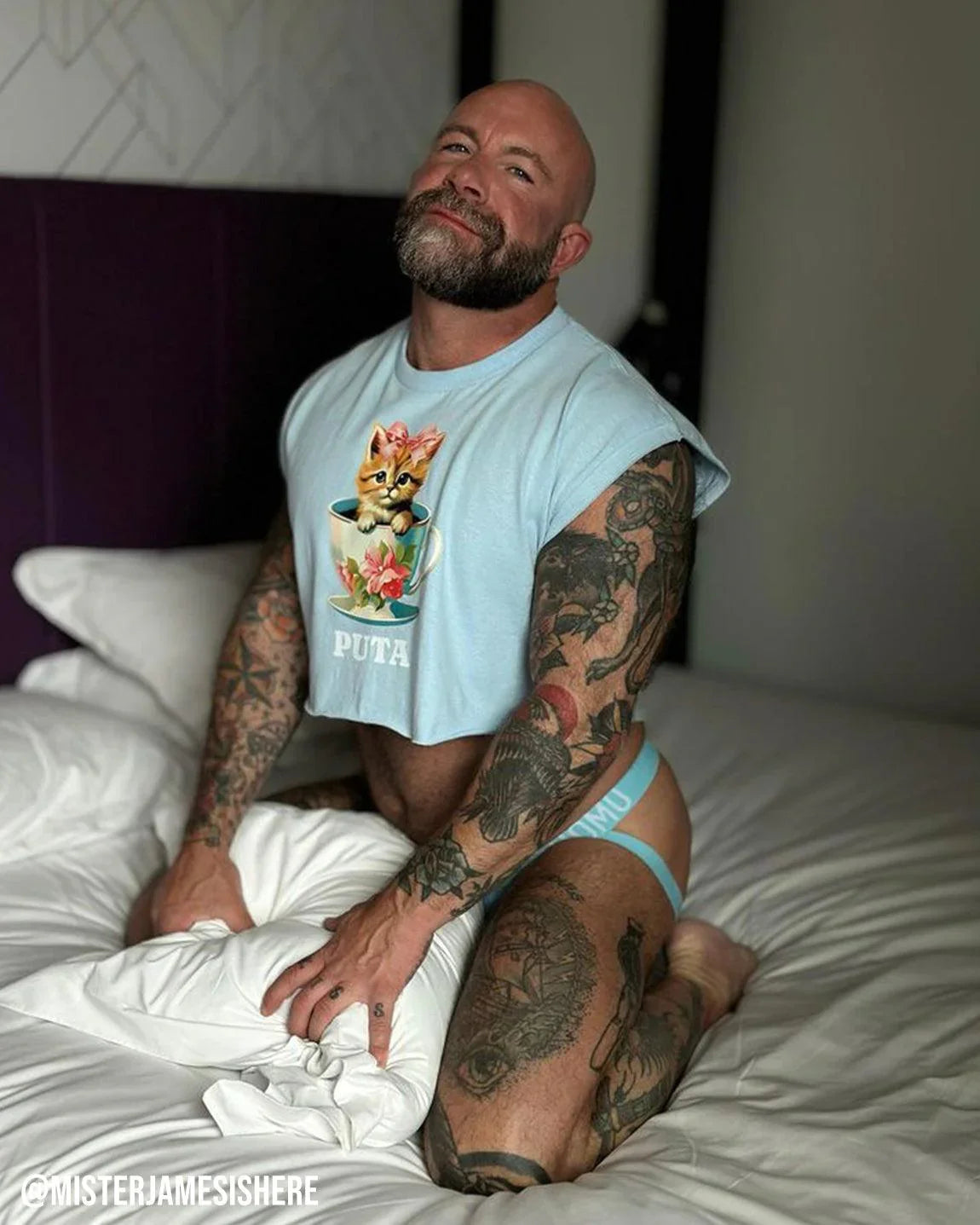 Puta teacup kitten - light blue crop top - HOMOLONDON