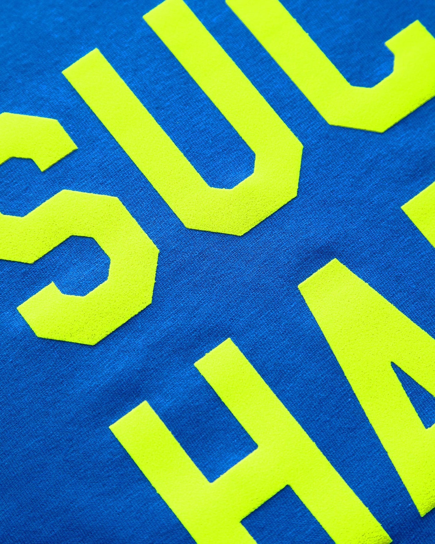 Fluorescent yellow flock suck hard - blue crop top - HOMOLONDON