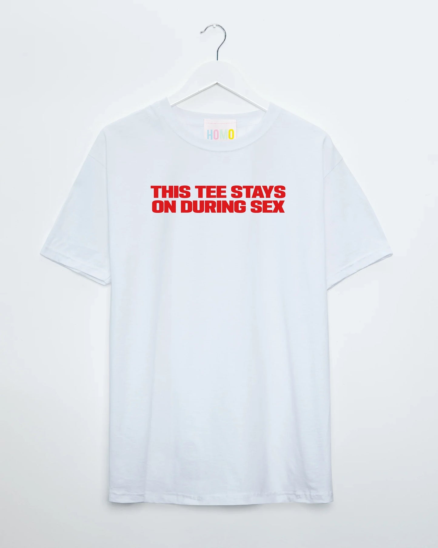 This t-shirt stays on, red print on white - tshirt