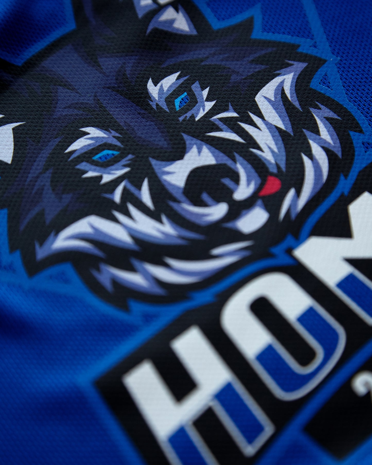 Sporty wolf, blue - basket ball shorts