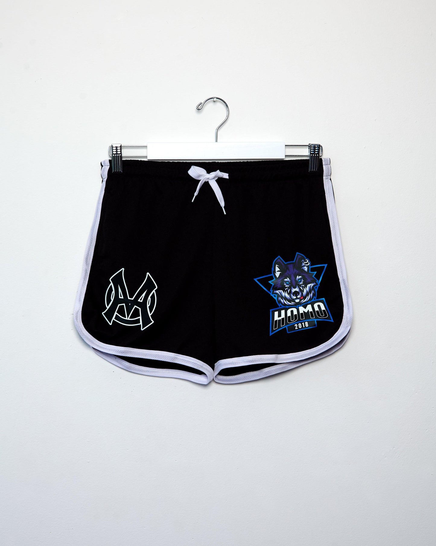 Double pack - sporty wolf, black - cropped t-shirt and short shorts - Full outfit.