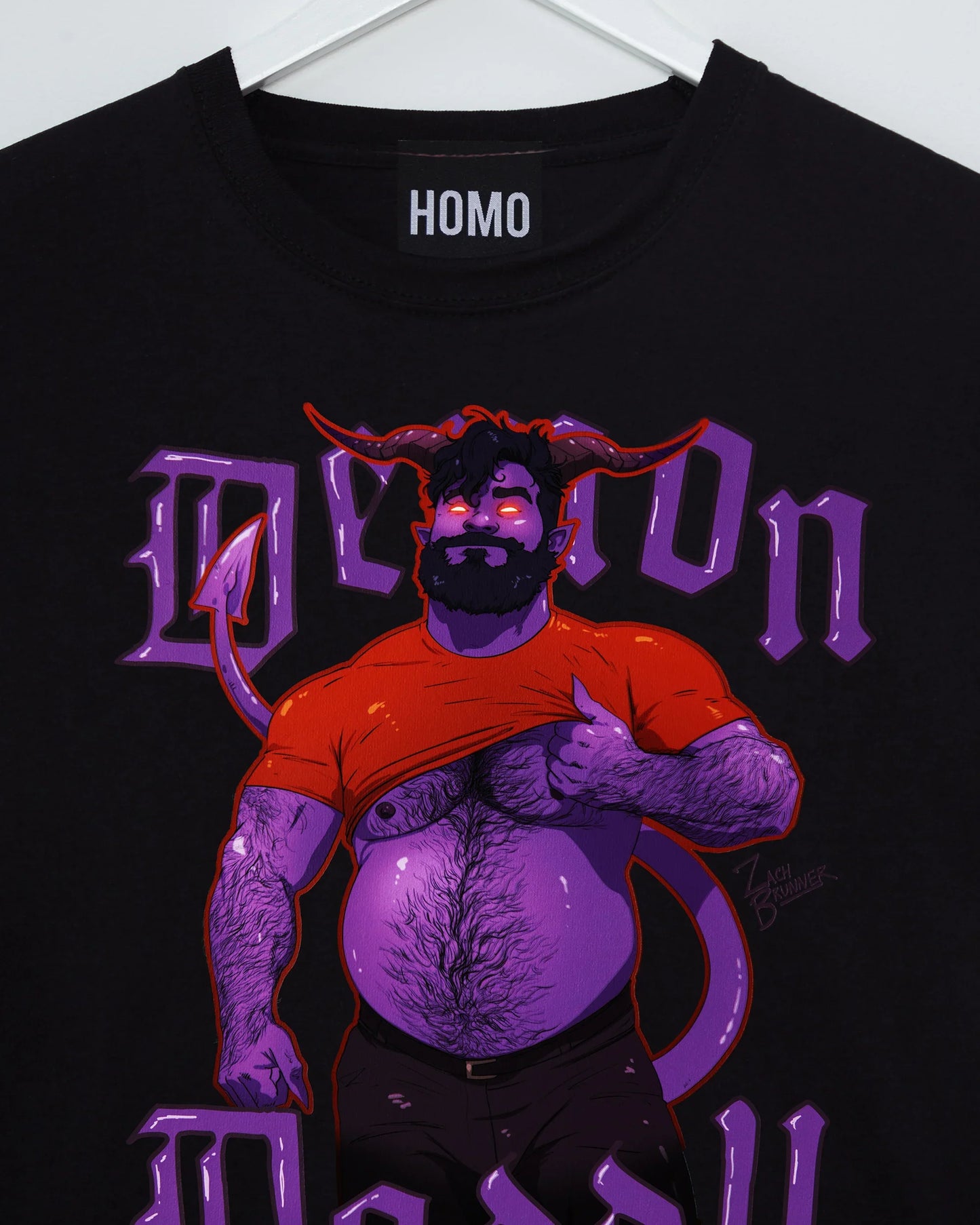 Demon daddy: chunky, hairy demon daddy on black - tshirt