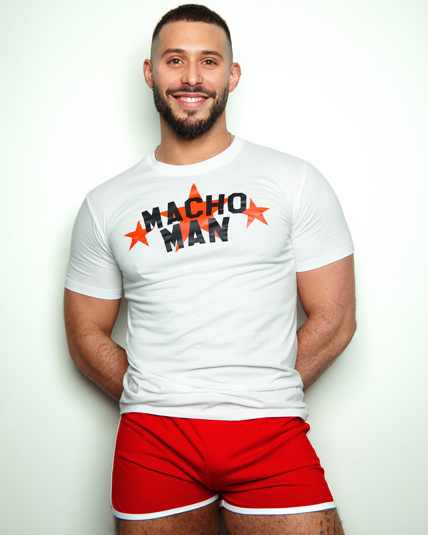 Slogan tee: Macho man, red print on white muscle fit - tshirt