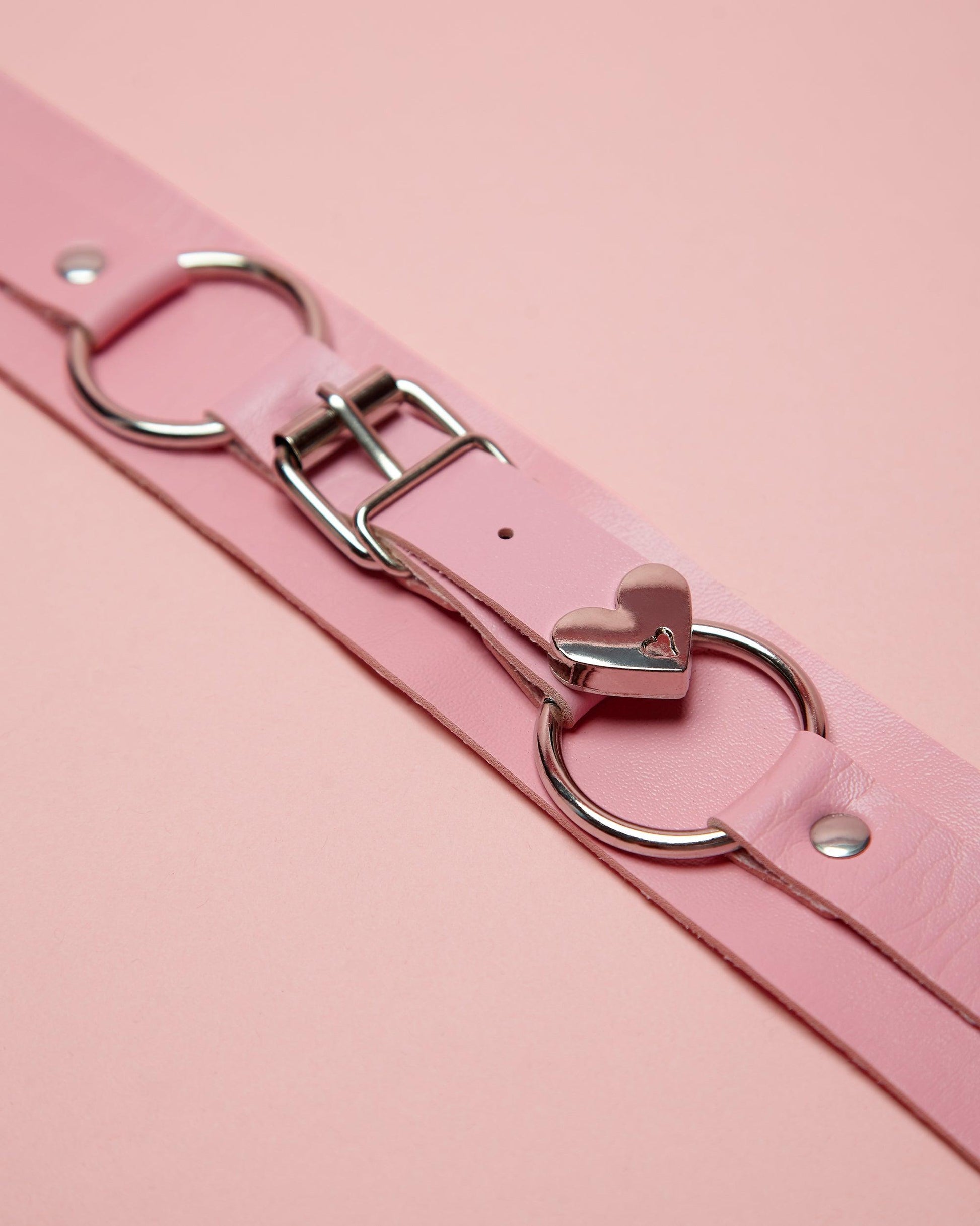 💕 Pink love heart, anime inspired bicep band 💕 - HOMOLONDON