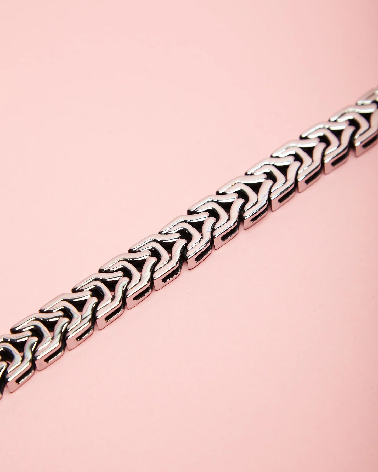 Stainless Silver, Interlocking bracelet - Silver