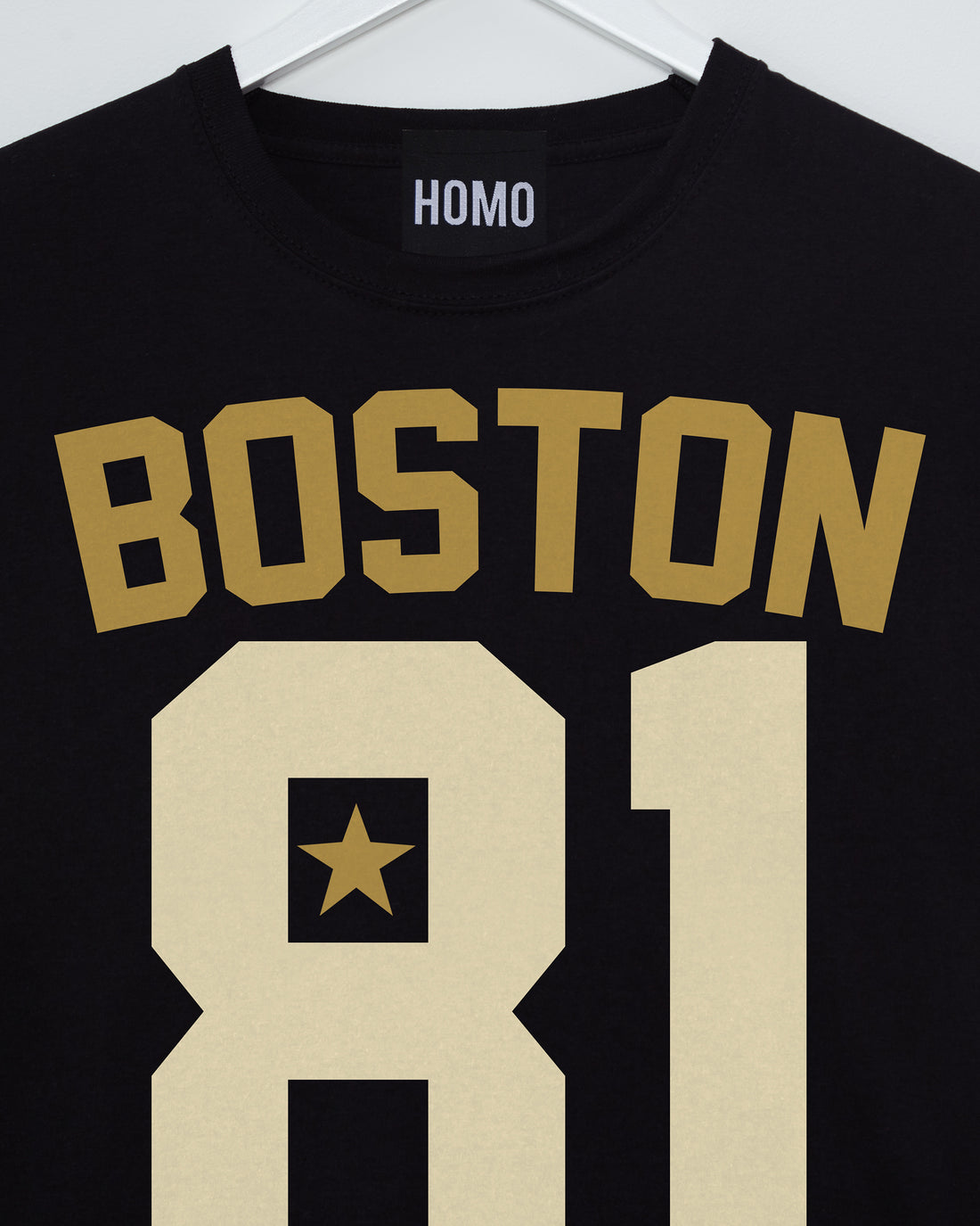 BOSTON 81, low cut cropped tee - black