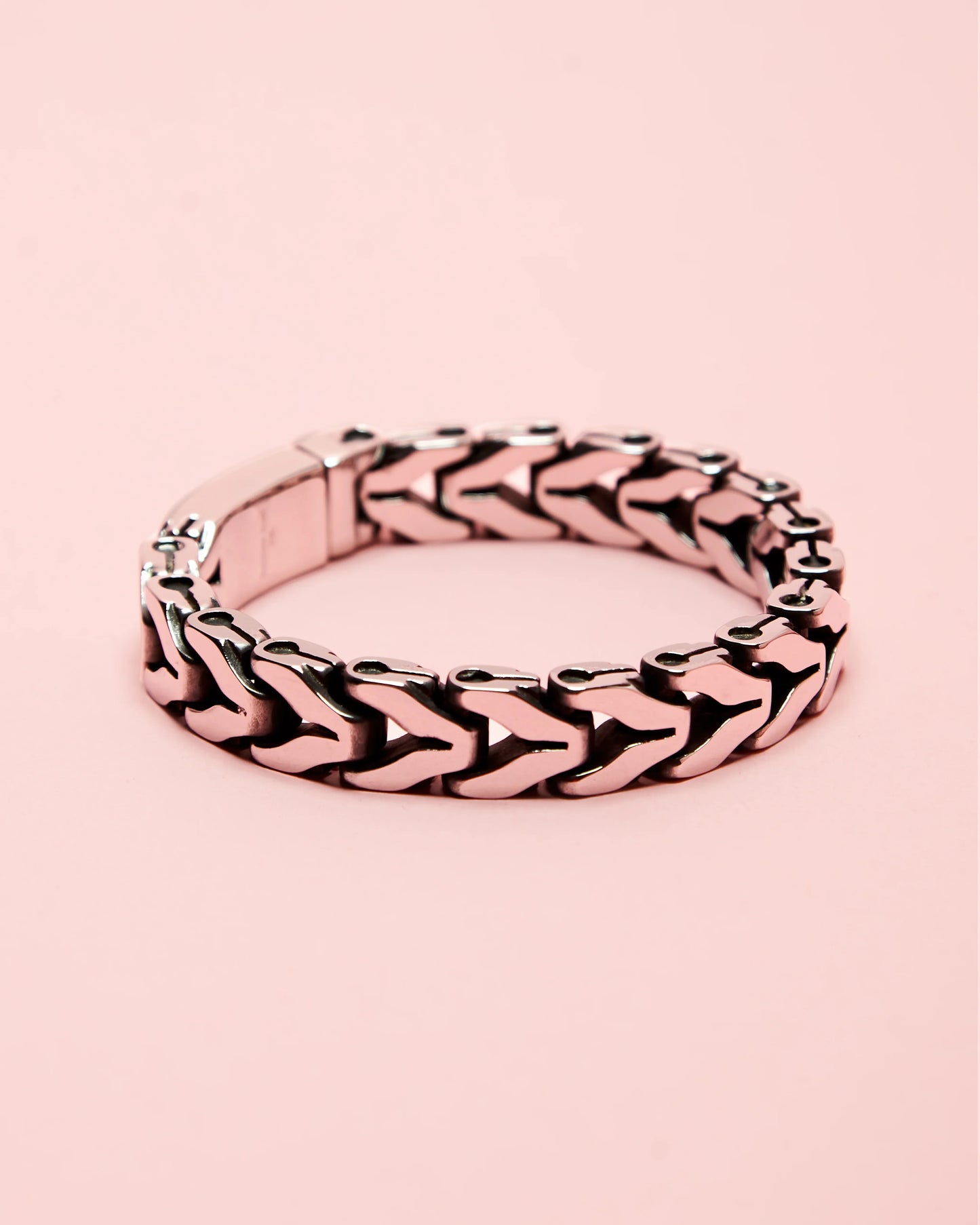 Stainless Silver, graphic link bracelet - Silver