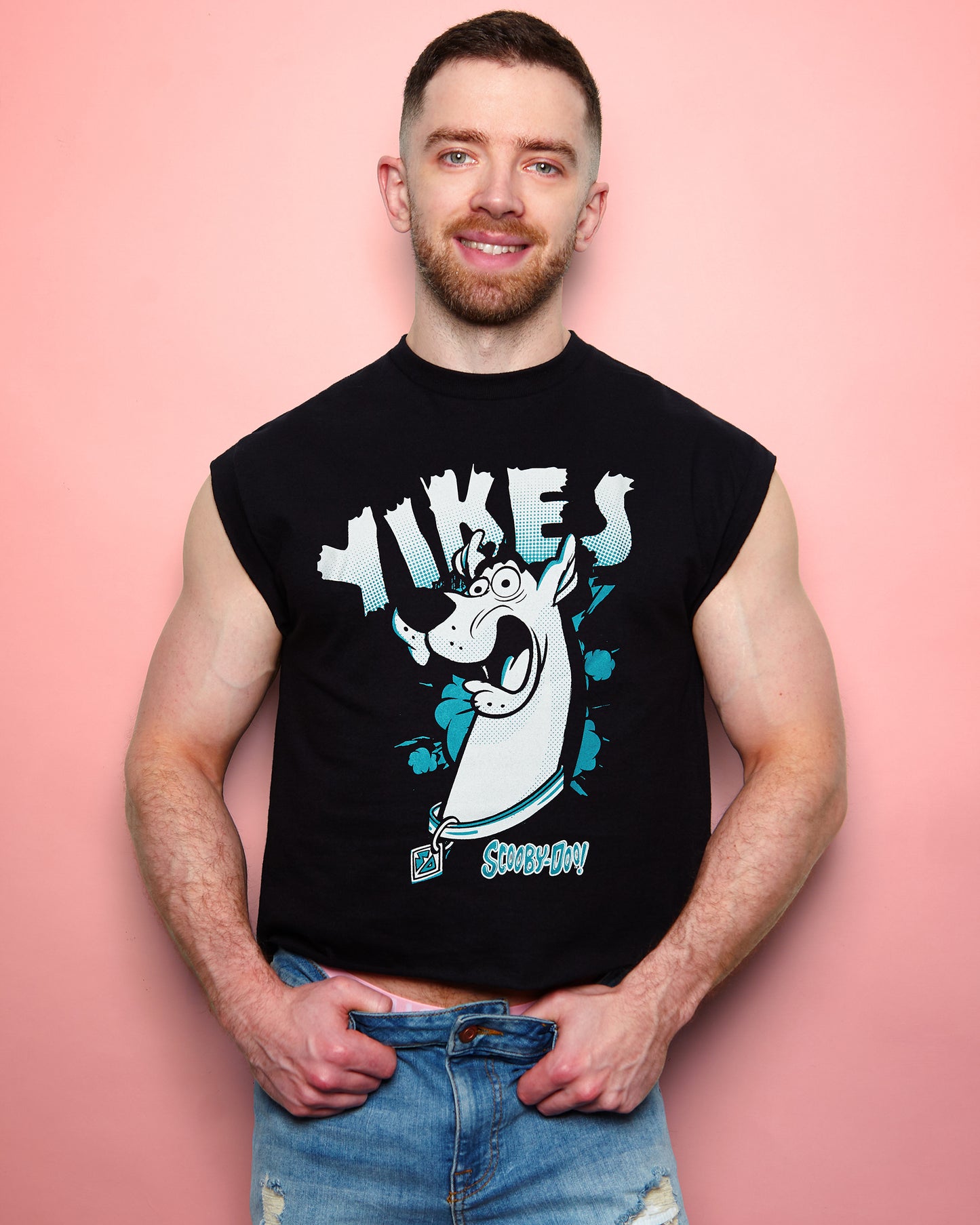 Official Scooby-Doo, Scooby says YIKES! low cut cropped tee - black