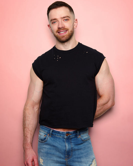 No Print just vibes: Black distressed low cropped tshirt