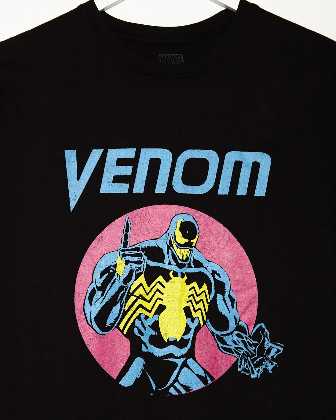 Official Marvel Comics, Spider-man VENOM on black - low cut cropped tee