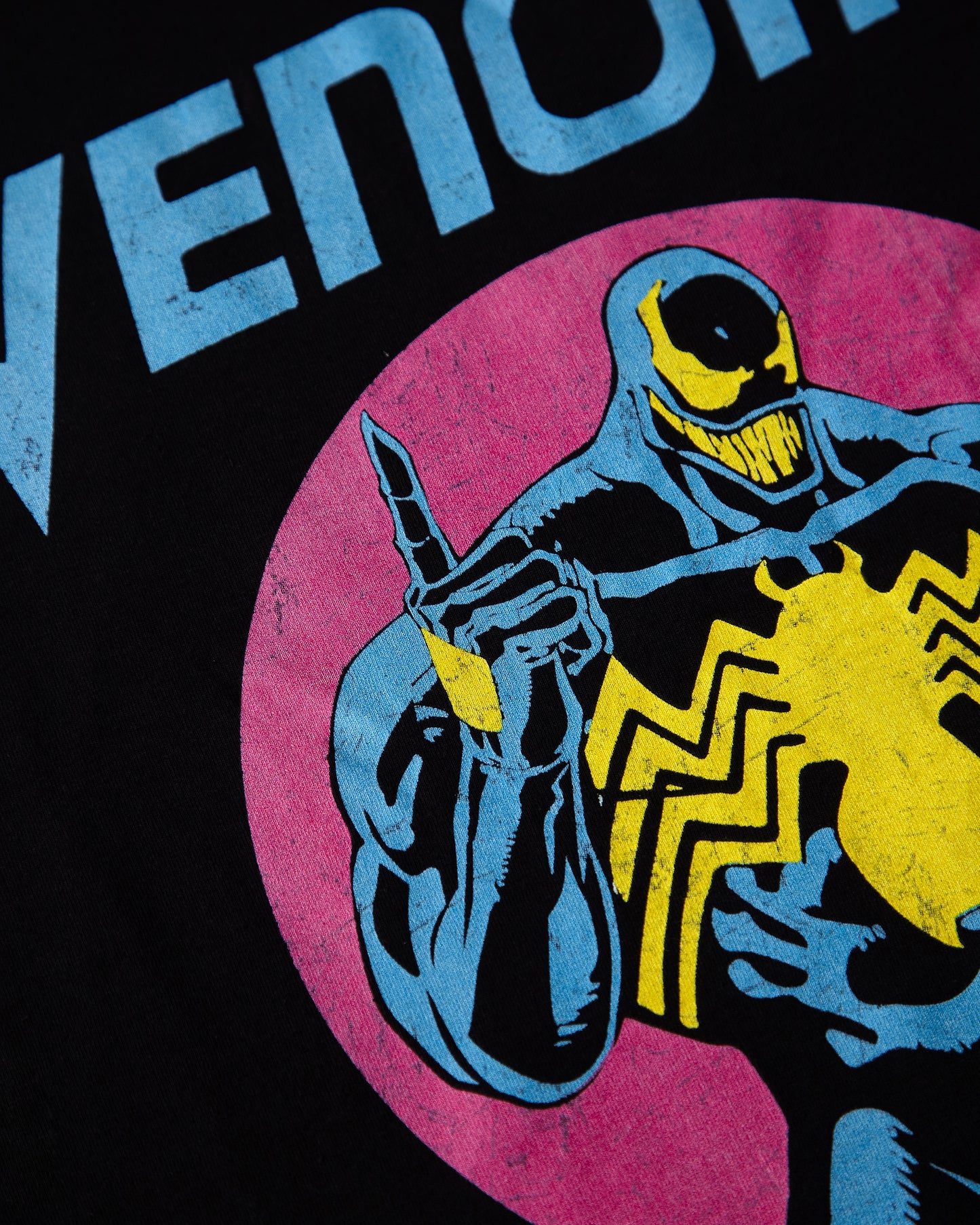 Official Marvel Comics, Spider-man VENOM on black - tee