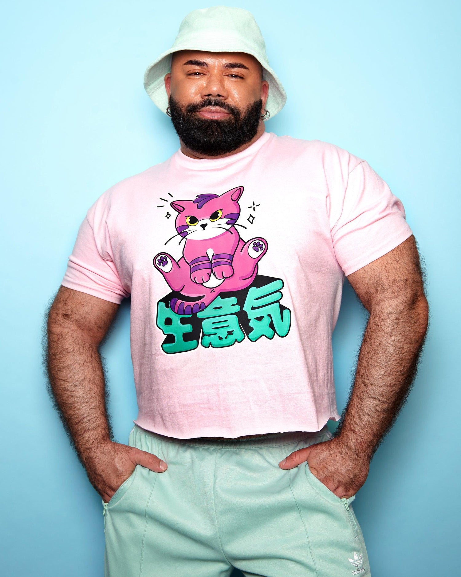 Tofu the sassy cat on pink - mens cropped tee / crop top - HOMOLONDON