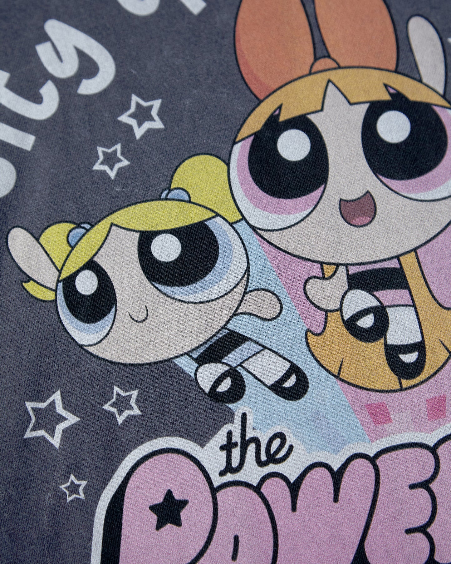 Official Powerpuff Girls on distressed look grey - tshirt