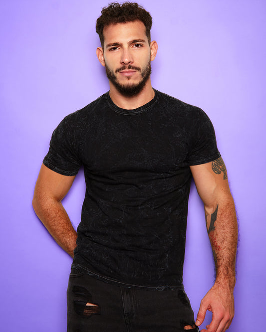 No Print just vibes: Stone wash tee