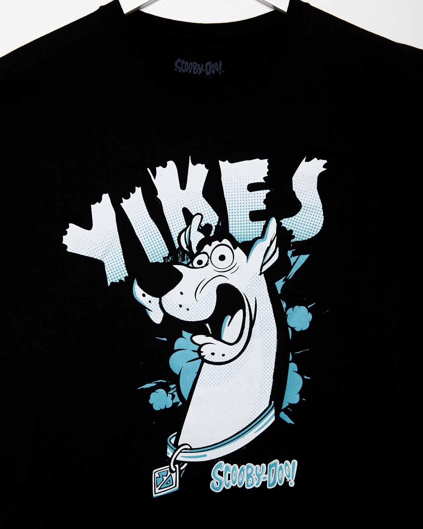 Official Scooby-Doo, Scooby says YIKES! low cut cropped tee - black
