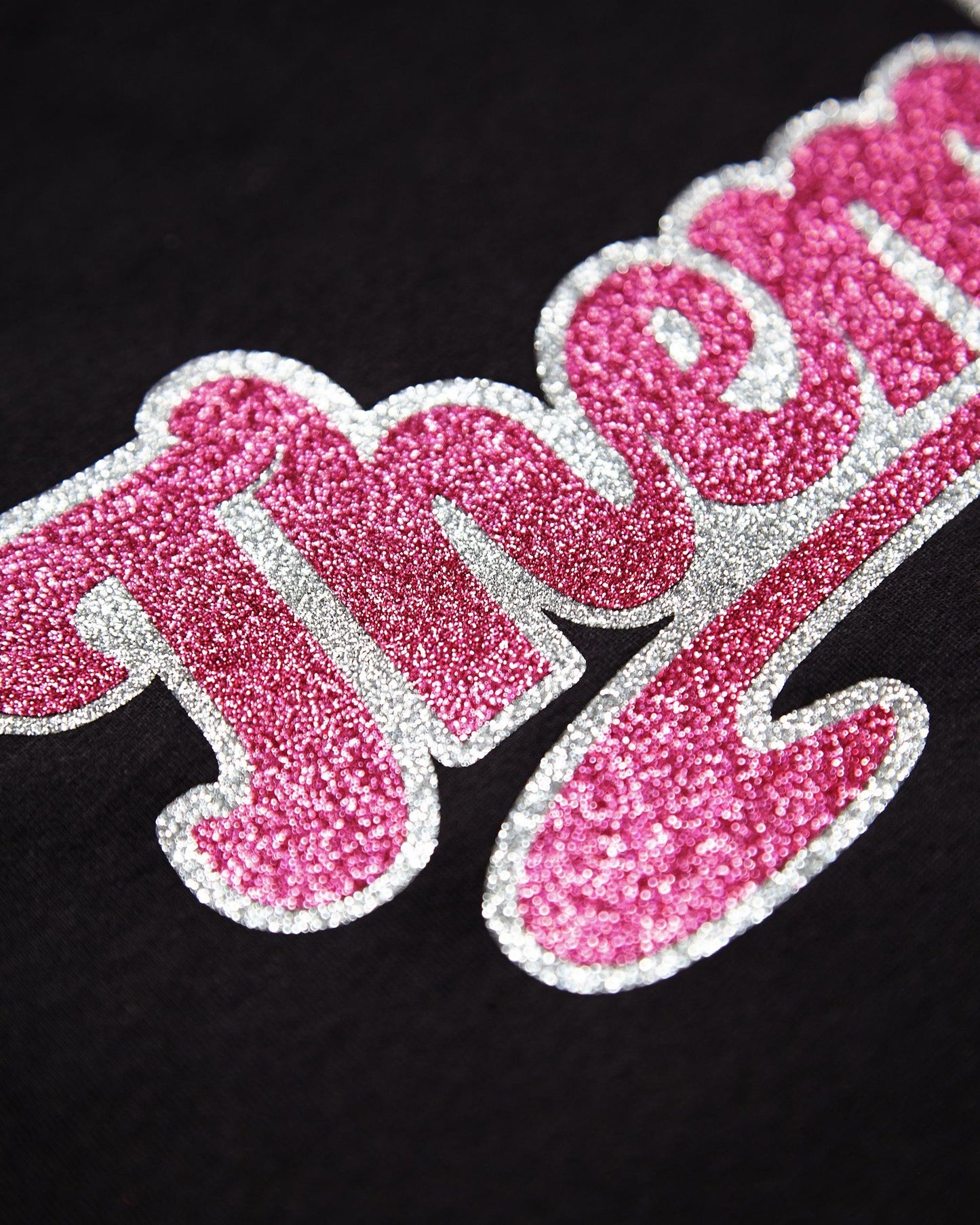 Thembo, pink/silver glitter on black - tee - HOMOLONDON