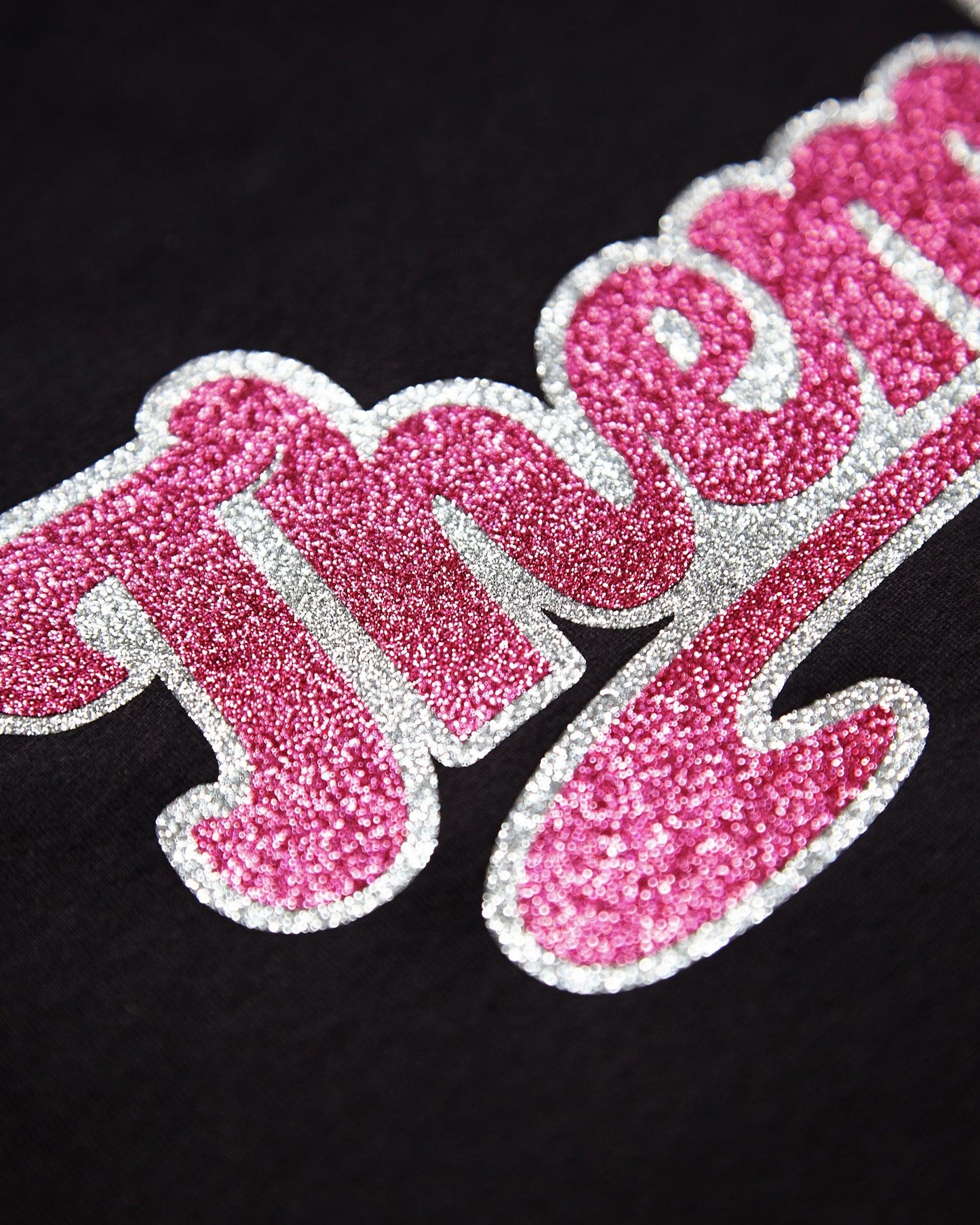 Thembo, pink/silver glitter on black - tee